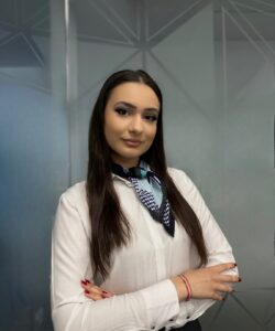 Bitoiu Beatrice-Asistent Manager Bitoiu Beatrice-Asistent Manager
